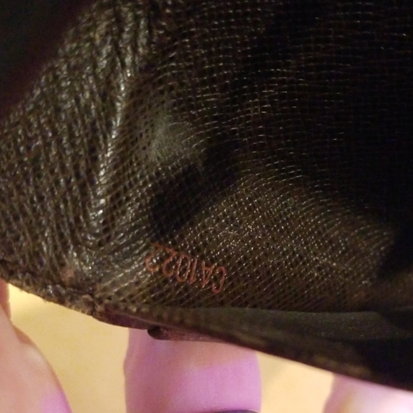 Authentic Louis Vuitton demier wallet - Picture 7 of 8